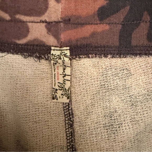 Free People Intimately Free Maroon Sand Combo Camouflage Joggers - Picture 4 of 5